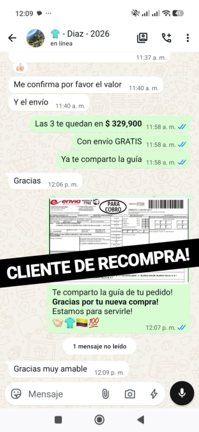 Conversación de WhatsApp con sello de cliente de recompra